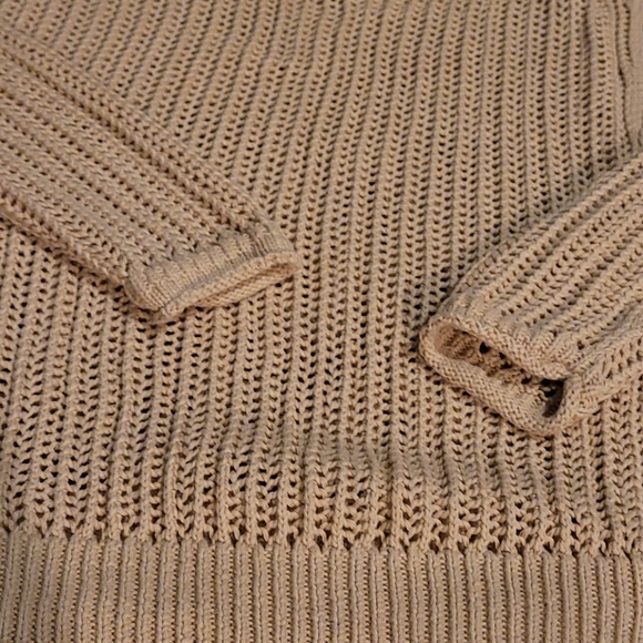 Fishnet cream sweater - Picture 3 of 4